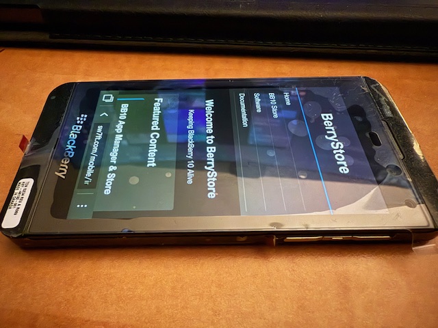 BlackBerry Z10 Side